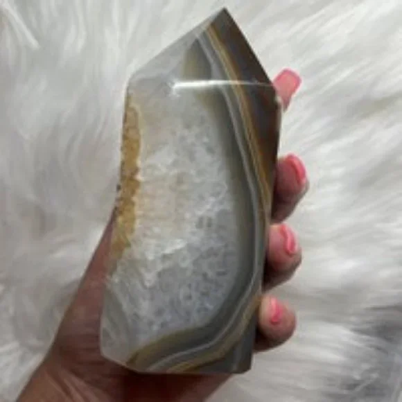 XXL Druzy Agate Tower - Picture 8 of 13